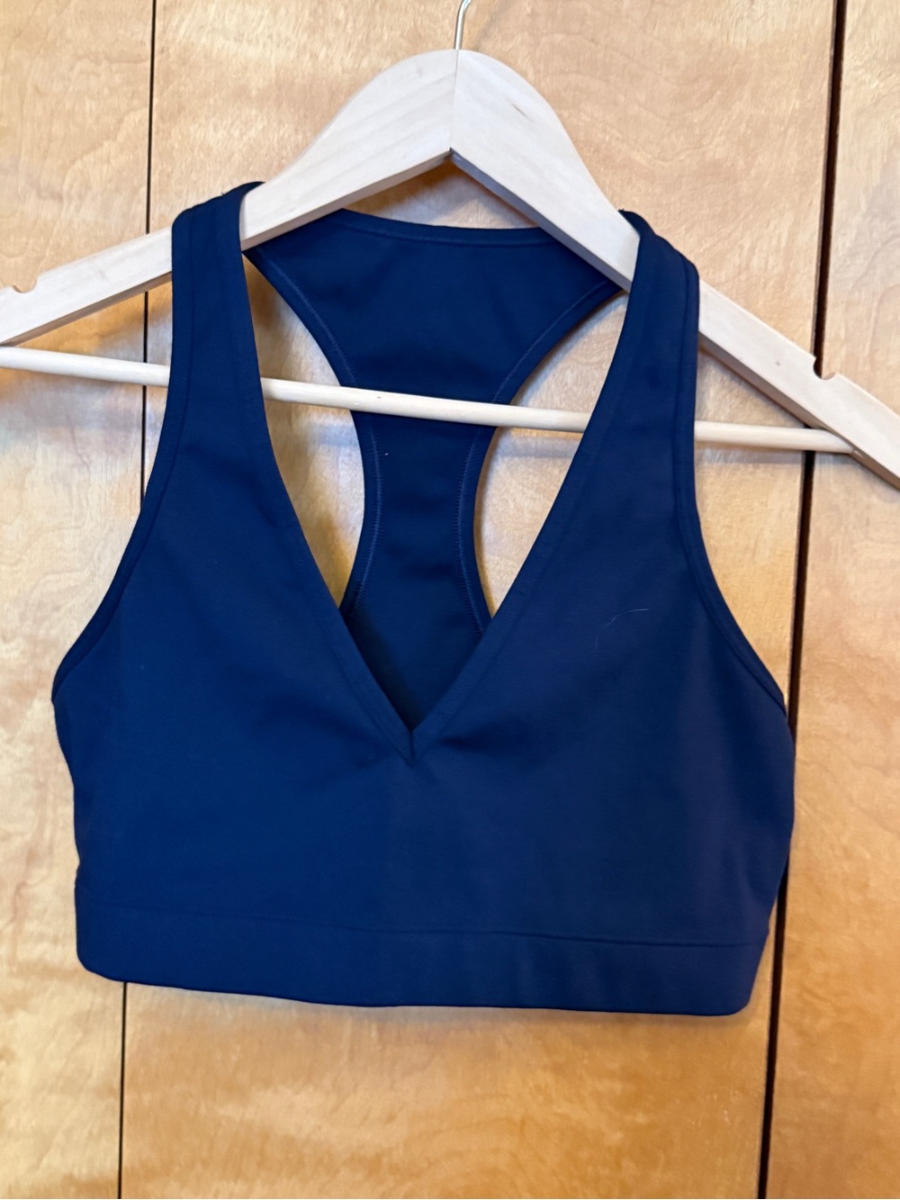 GAP Fit Women’s Medium Navy Racerback Sports Bra